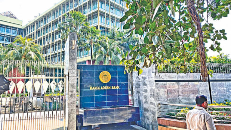 国営企業の機密融資は25年度に倍増した