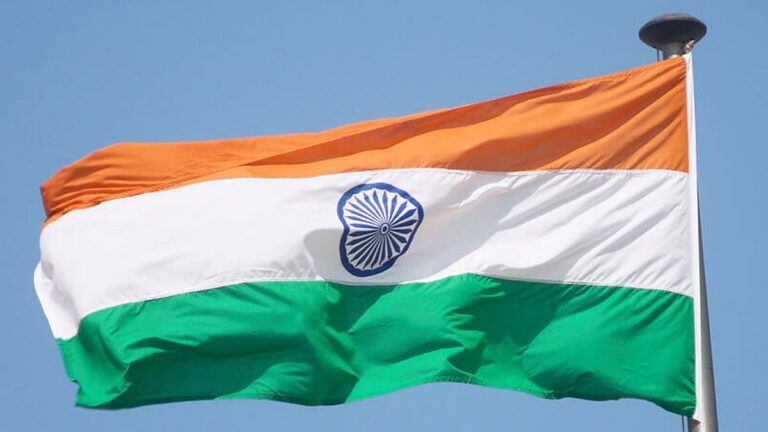 インドが日本を追い抜いて世界第4位の経済大国に