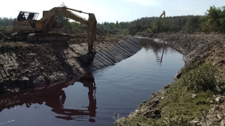 CCCとWDBの紛争で発掘作業が中断