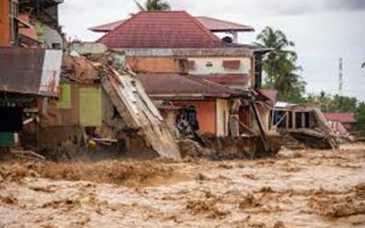 スマトラ島の致命的な洪水はインド洋津波の記憶を呼び起こす