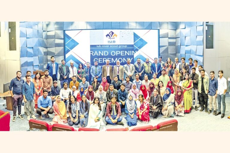 IUBがローバースカウトグループを設立