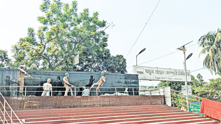 ハリハルパラでの虐殺