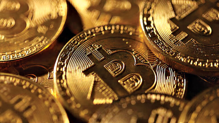 ビットコインの2025年のジェットコースターは安値で終わるかもしれない