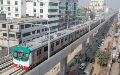 地下鉄は予定時刻表通りに運行されます