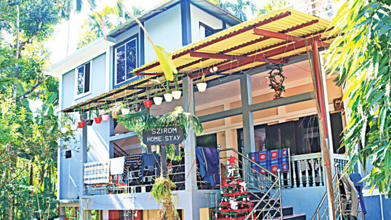 ジャフロン・カシア・パンジ：観光客というより地元の人のように旅をする