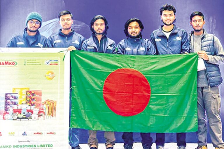 バングラデシュチームが銀メダルを獲得