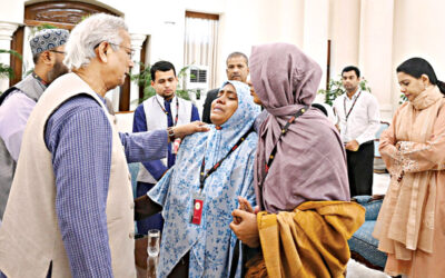 ハディ氏の容態は危篤、警察が容疑者を特定