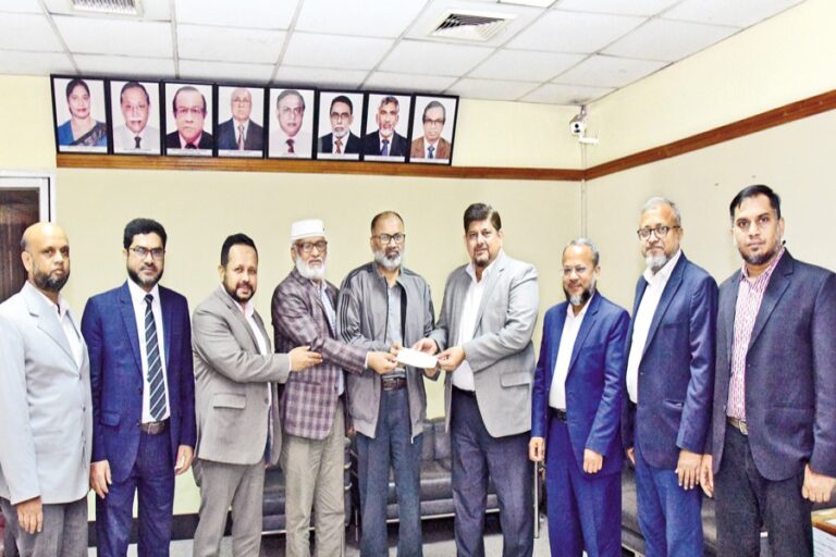 アルアラファ・イスラム銀行、ダッカ国立医科大学に0.8百万タカを寄付