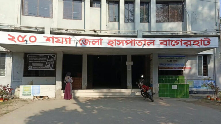 250床のバゲルハット地区病院：ICUが機能していないため患者が苦しんでいる