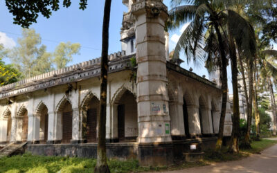 ランガプルのカーマイケル大学：教師不足とインフラ危機が学術活動の妨げに