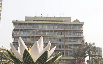 BBは合併する5つの銀行に株主資本をゼロに設定するよう要求