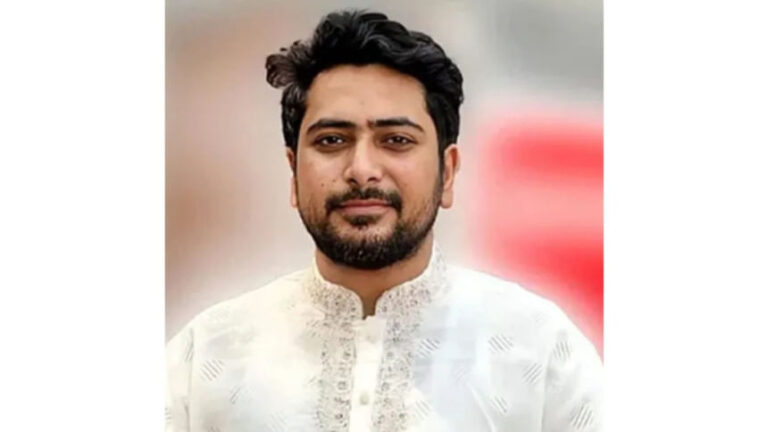 一方の政党は「解放戦争」カードを、もう一方の政党は「宗教」カードを