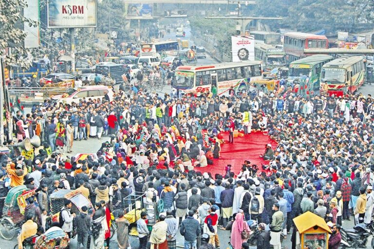 インキラブ・マンチャ、政府に正義の実現に30営業日の猶予を与える