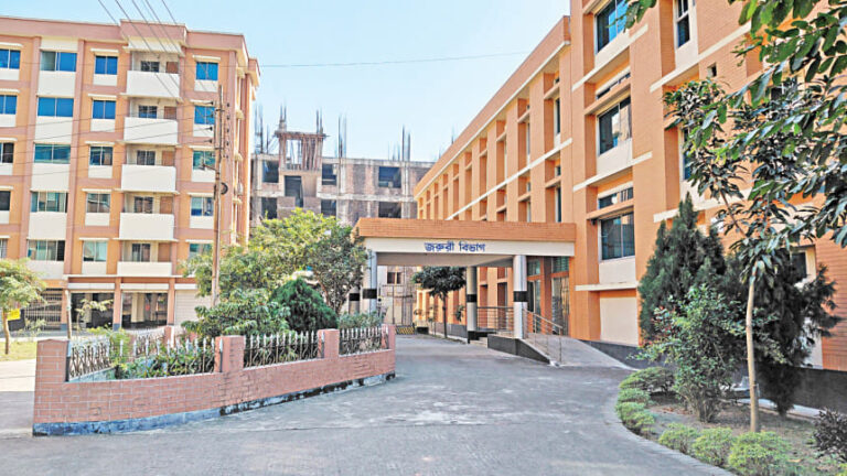 ランプル市、6年経っても小児病院は未だ開院せず