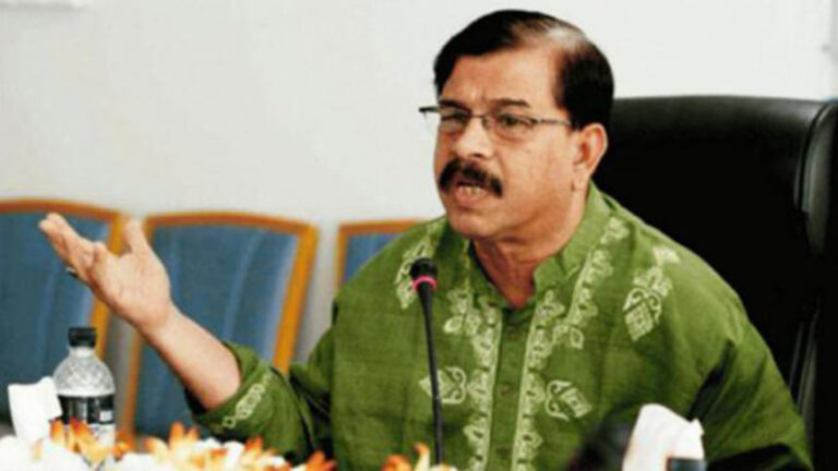 審査で失格となった34人のうち、マンナ、アザドら