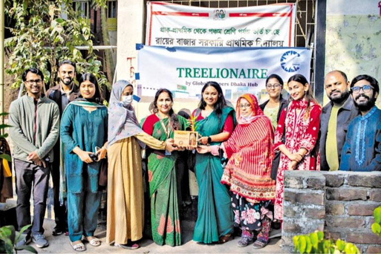 ダッカの若者が子どもたちの夢を大きくする