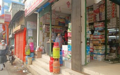 供給不足によりマニクガンジのLPガス価格が上昇