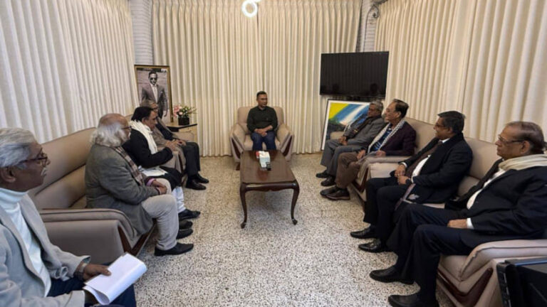 少数党指導者らがタリク氏と会談、選挙マニフェストに8項目の要求事項を提出