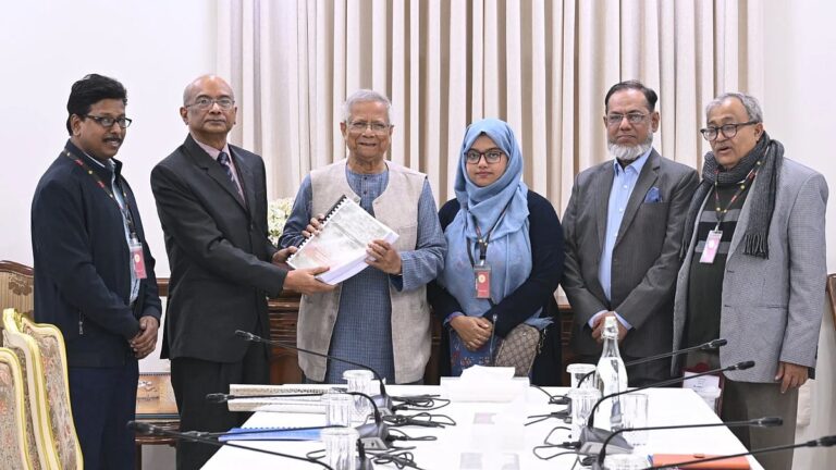 最終報告書で、強制失踪の背後には政治的動機があったと指摘