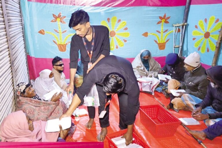 シュワプノ、ホームレスに夜間の避難所と食事を提供