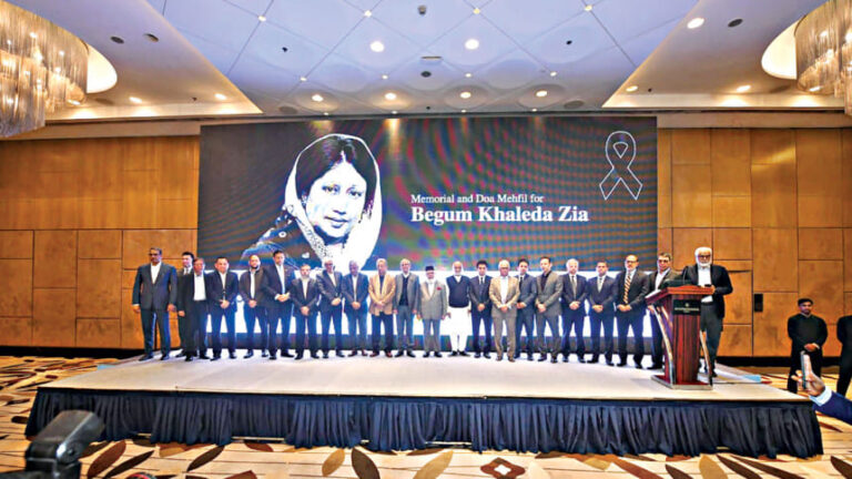 カレダ・ジアは民間主導の成長の基盤を築いた