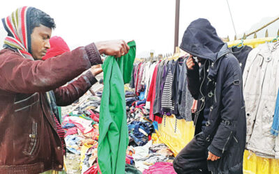 ランガプルで安価な冬物衣料の売上が急増