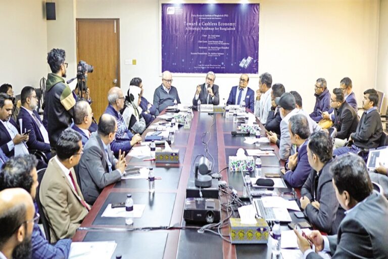 段階的な改革と規制のより良い調整を強調