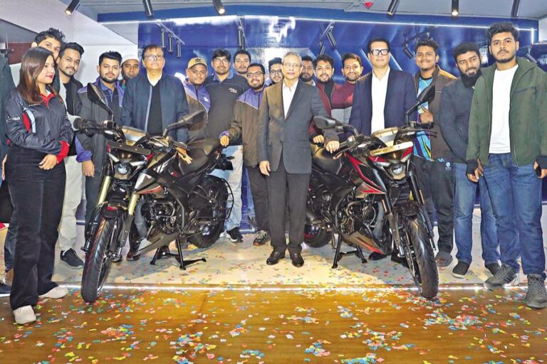 ウッタラ・モーターズがパルサーNシリーズのバイクを発売