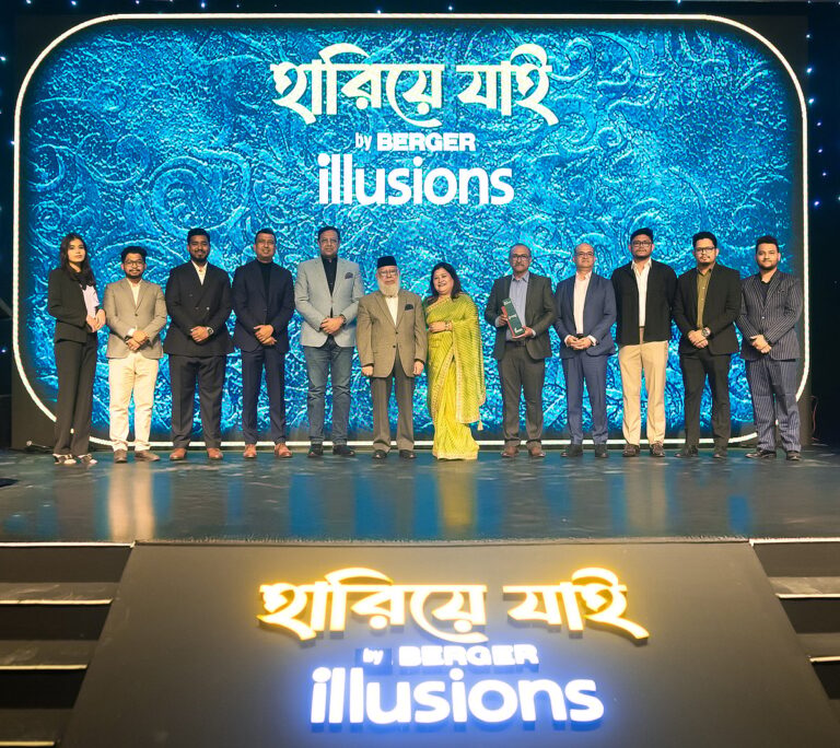 Berger Paints が没入型イリュージョン展「Hariye Giyechhi」を開催
