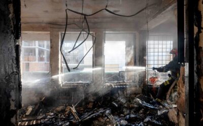 ミサイルとドローンによる攻撃で4人死亡