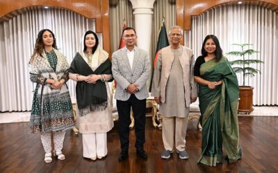 タリーク・ラーマンが家族とともにジャムナに到着