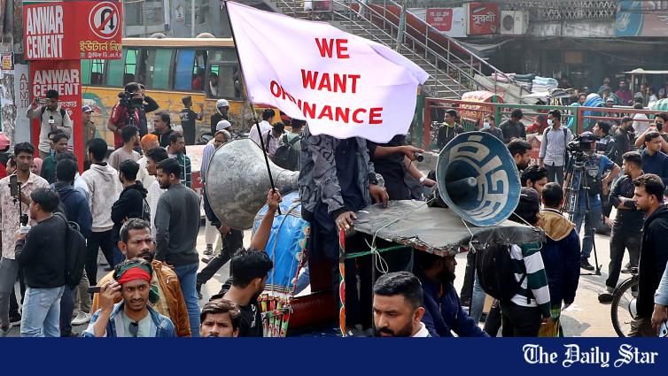 街頭抗議に対する国民の同情は薄れつつあるのか？