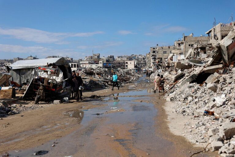 トランプ大統領のガザ委員会に招待されたのは誰ですか?