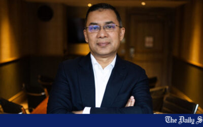 身元不明のバイカーがグルシャンでタリク・ラーマンの車に封筒を貼り付け逃走