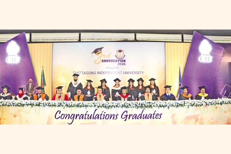 実績を活用することがより重要だとアドバイザーが卒業生に伝える