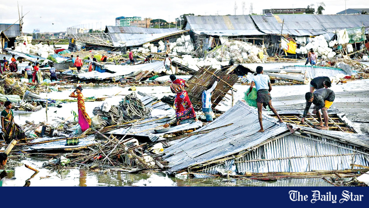 我々の災害、「彼ら」の管理：自己満足と「疑問を持たない」という連鎖を断ち切る必要がある