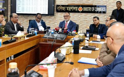 商務顧問が「パドマ橋による米価格上昇」についてのコメントを説明