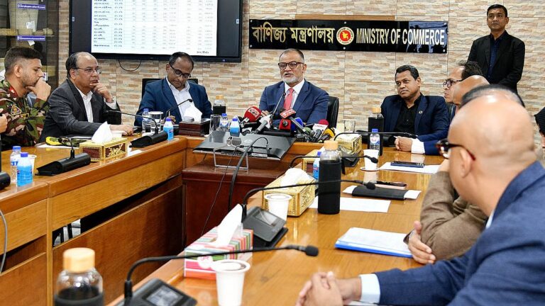 商務顧問が「パドマ橋による米価格上昇」についてのコメントを説明