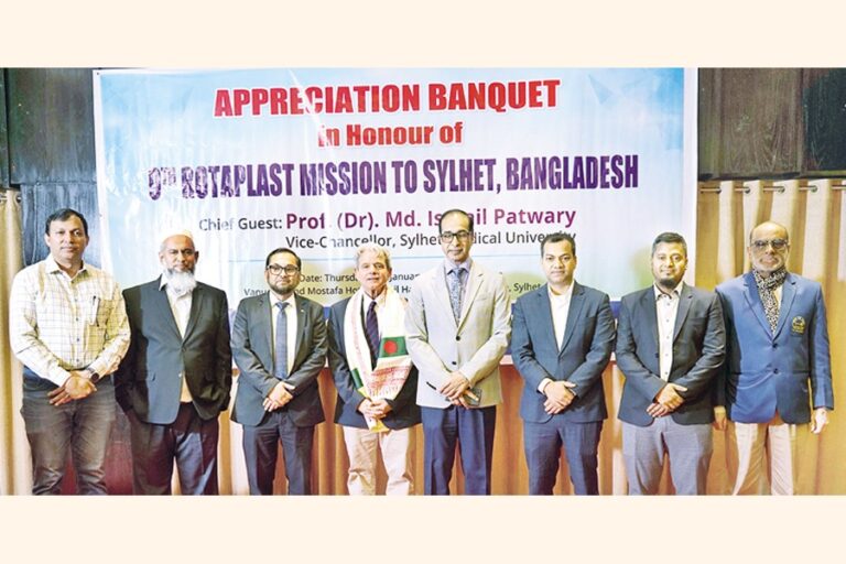 シェブロン、シレットの再建手術を支援