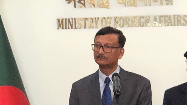 選挙関連の暴力行為に対してALが責任を負う理由 – 外国人顧問が説明