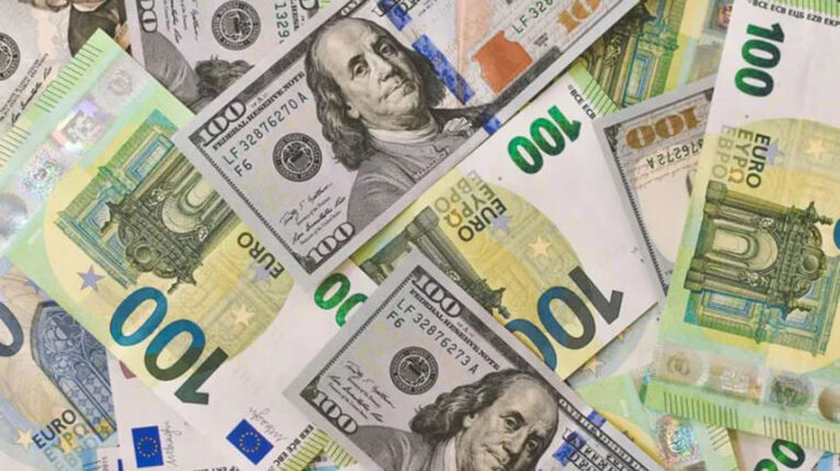 総外貨準備高は3年ぶりに330億ドルを超える