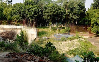 マニクガンジ住民にとって建設中の橋の苦悩