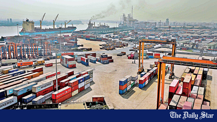 チッタゴン港は完全に停止