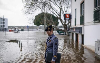 スペインとポルトガルで洪水が大混乱