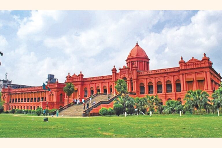 ダッカの遺産を探る：時を巡る旅