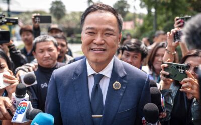 タイ暫定首相、選挙勝利後連立協議の準備