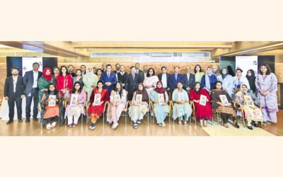 BRAC銀行、出産後の職場復帰支援プログラムを開始