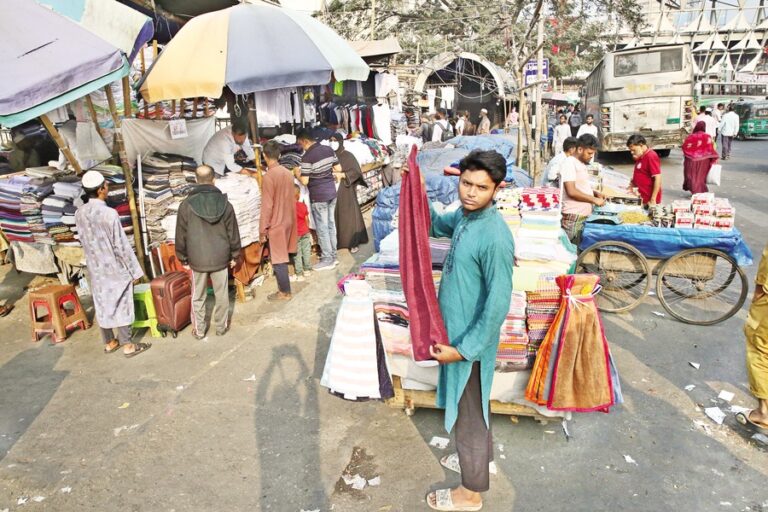 投票熱が去り、街は正常に戻りつつある
