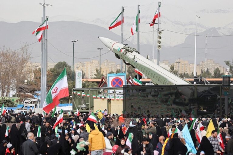 エネルギー、鉱業、航空機取引が議題に