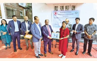 BIFFLはスロヴィの恵まれない学生たちに教材を配布している